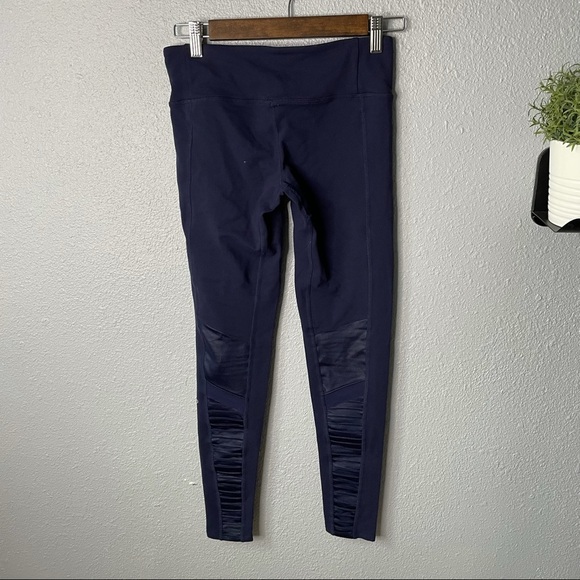 ALO Moto Mesh Leggings size XS - Picture 5 of 9